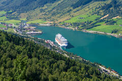 Photo Journal – Norway by Cruise: Waterfalls, Fjords & Midday Light Fights