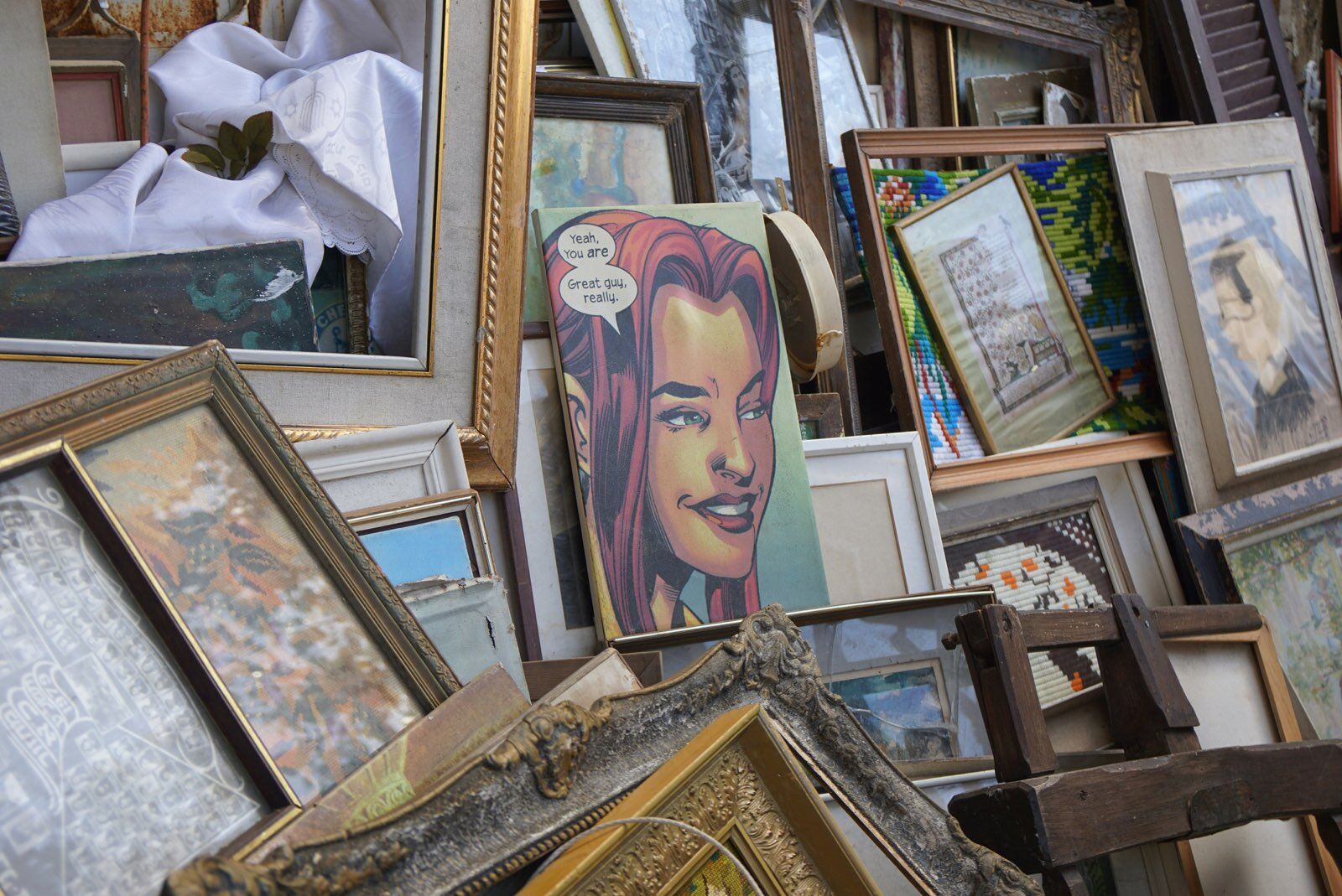 Photo of generic wall art you might find at a big box store.